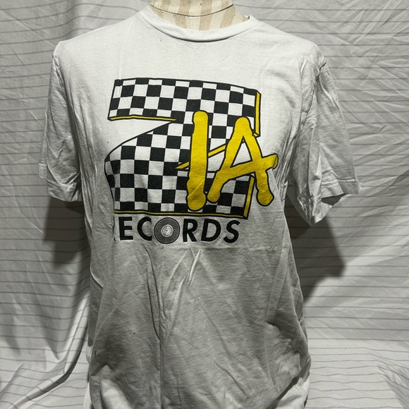 White Graphic Tee - Picture 2 of 5